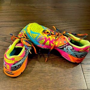 ASICS Gel-Noosa Tri Sneaker